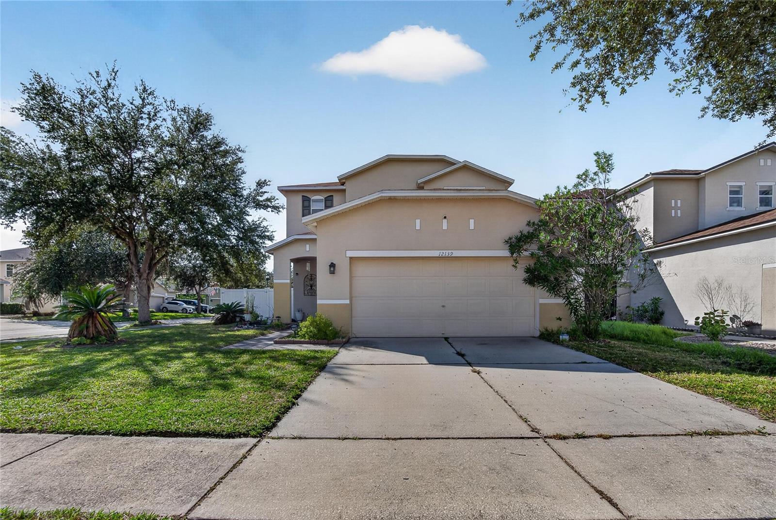 12139 FOX BLOOM AVE - Photo 1