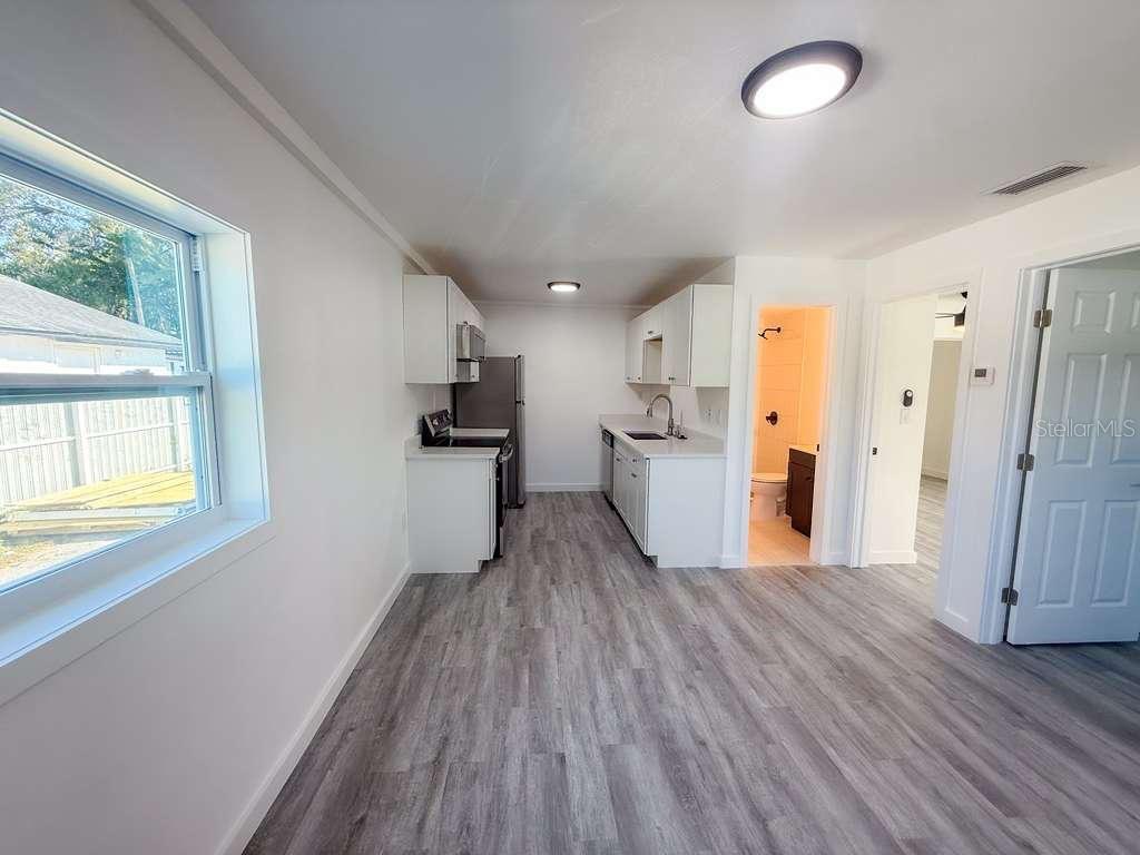 7115 N ROME AVE - Photo 1