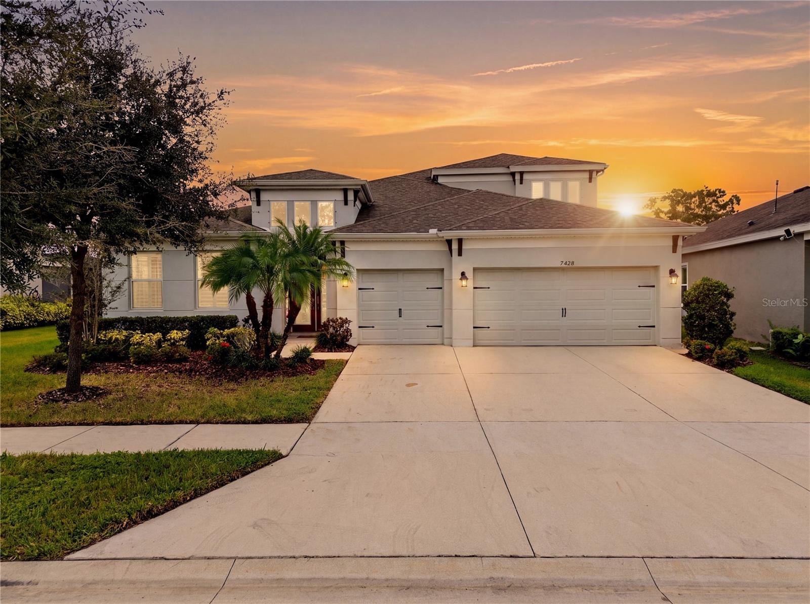 7428 PARADISO DR - Photo 1