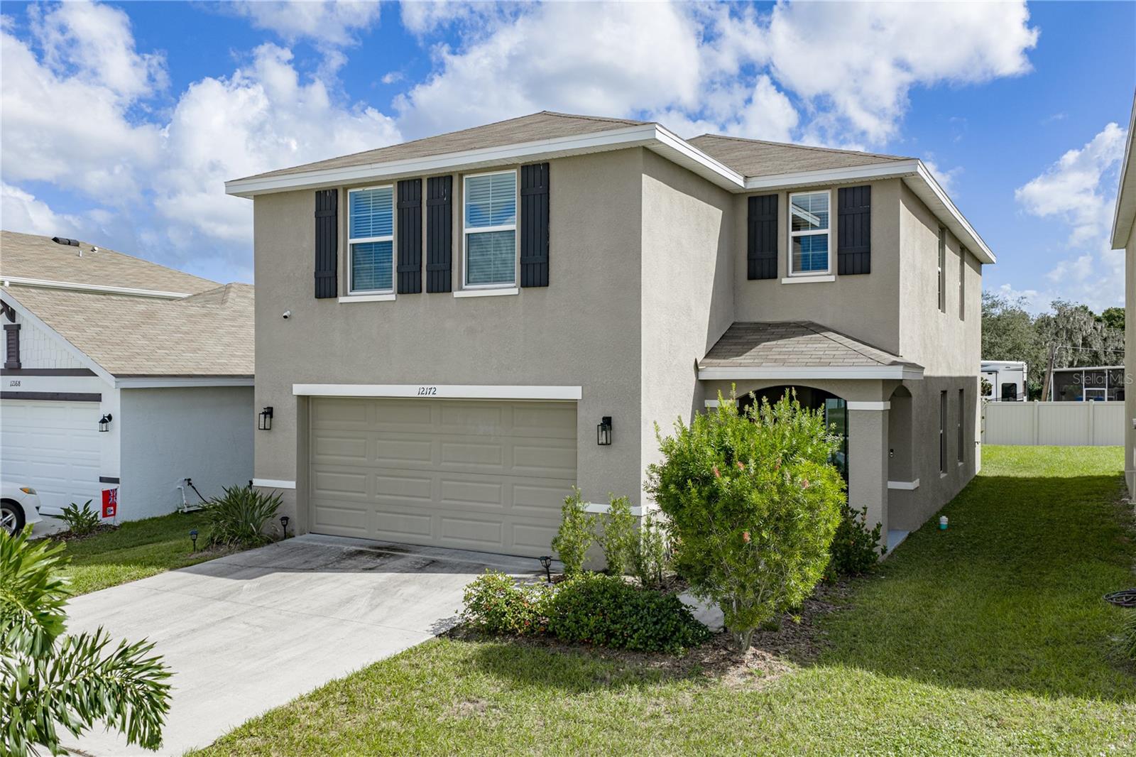 12172 LILY MAGNOLIA LN - Photo 1