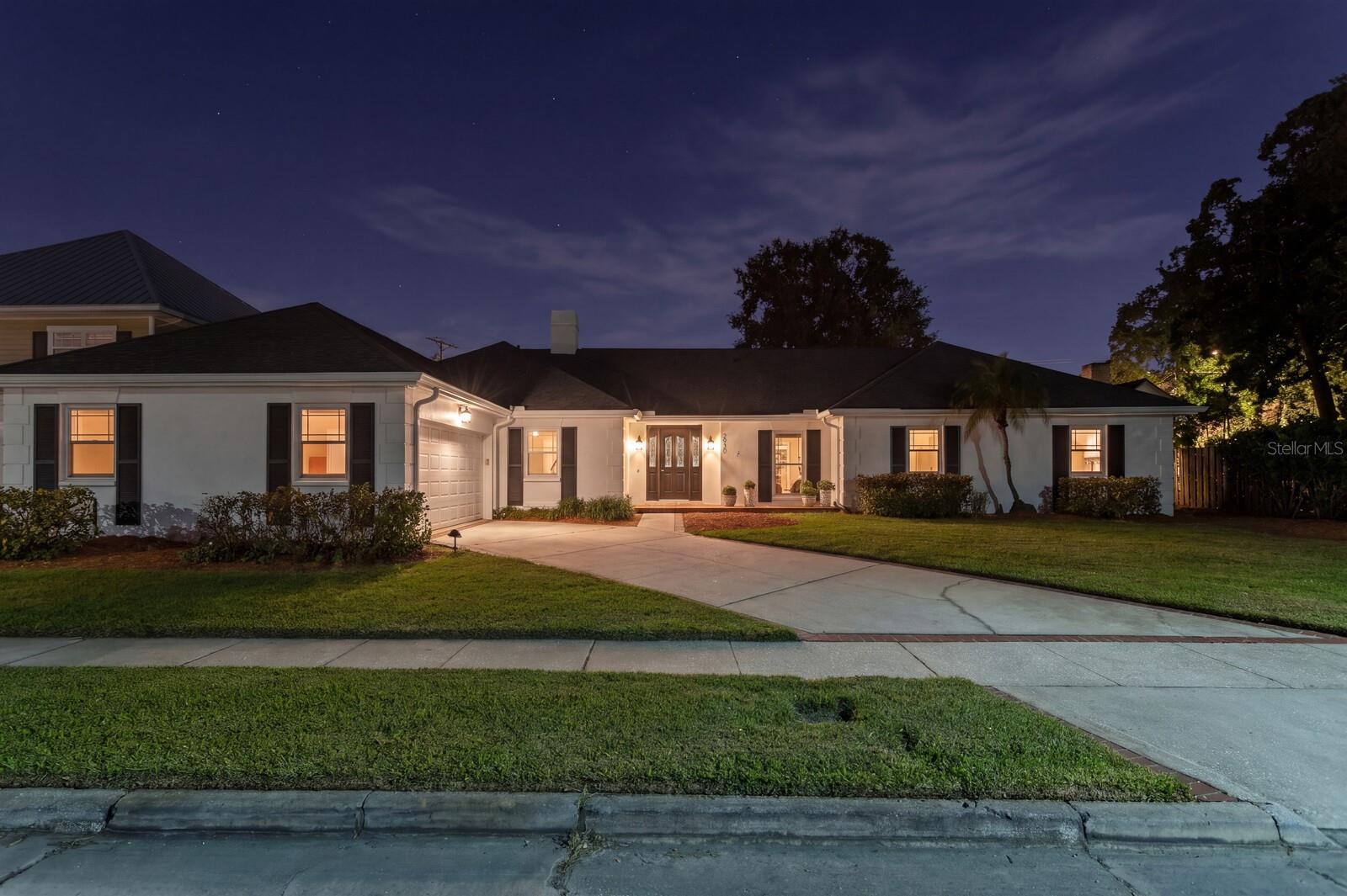 2930 W BAYSHORE CT - Photo 1