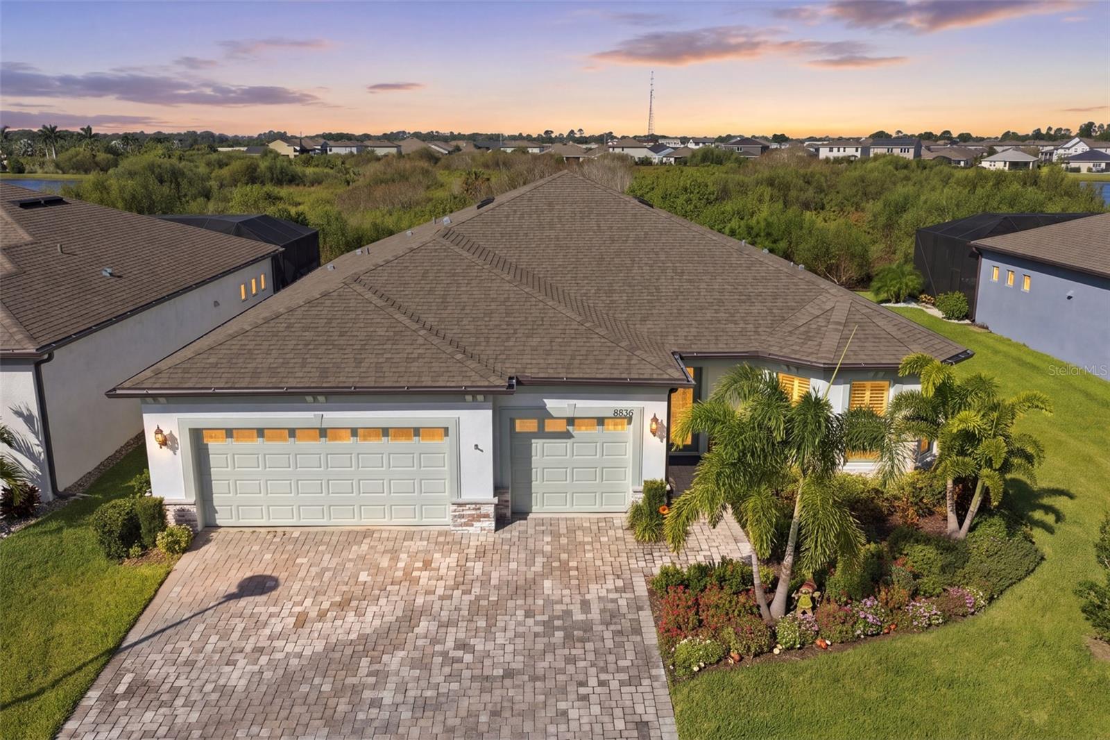8836 COASTAL KEY WAY - Photo 1