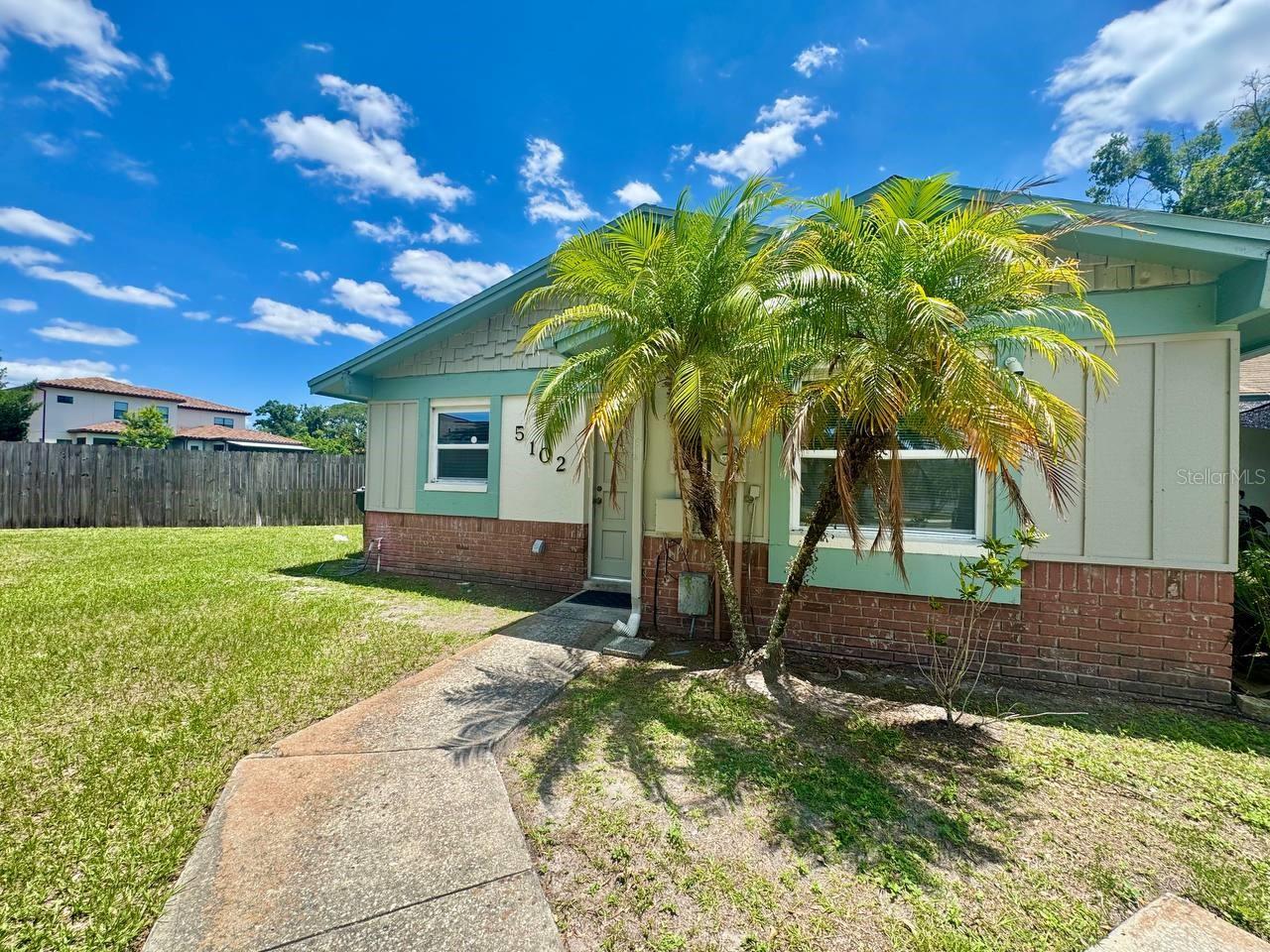 5102 LAWNTON CT - Photo 1