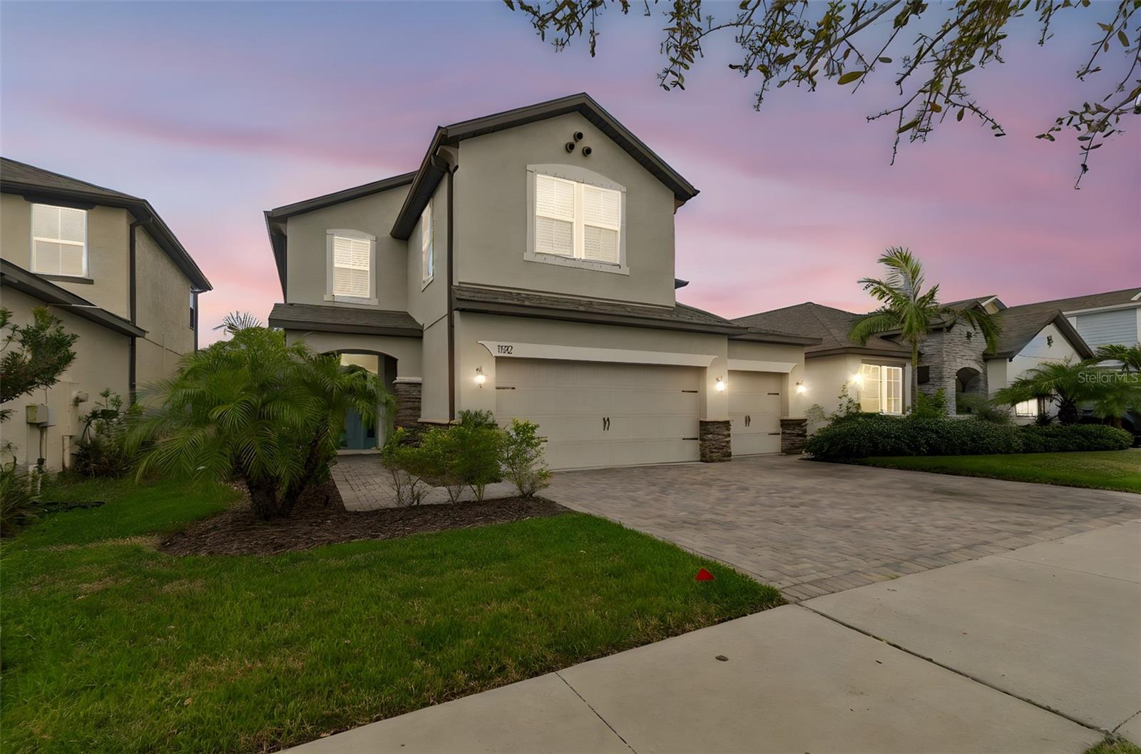 11512 NAVEL ORANGE WAY - Photo 1