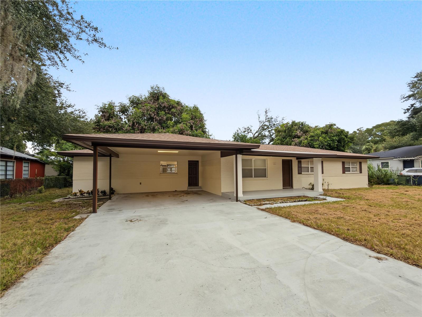1212 E 24TH AVE - Photo 1
