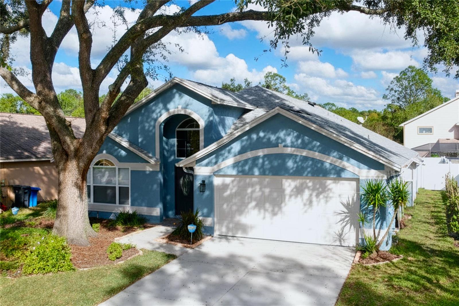 17505 WOODTHRUSH PL - Photo 1