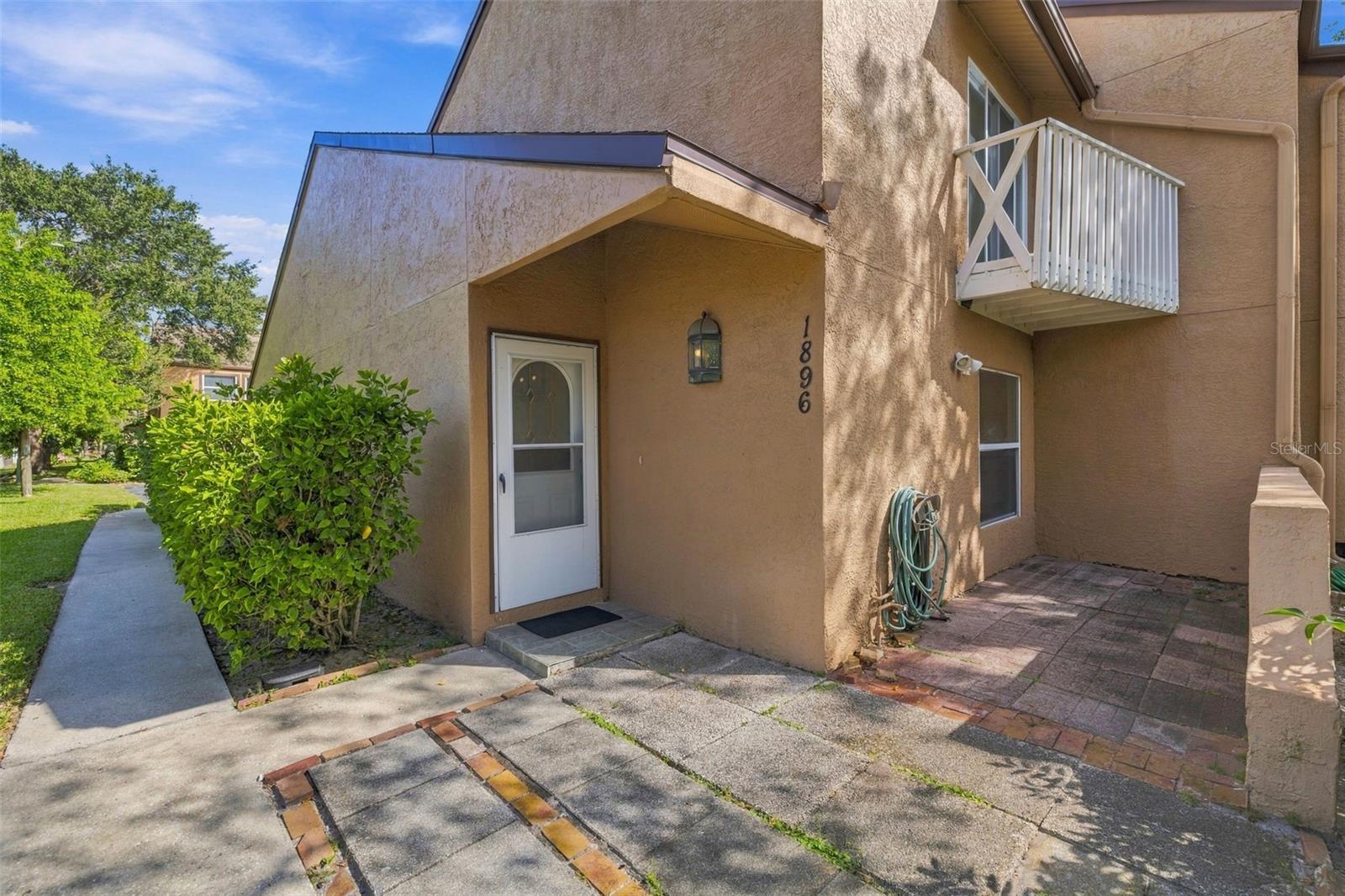 1896 CLEARBROOKE DR - Photo 1