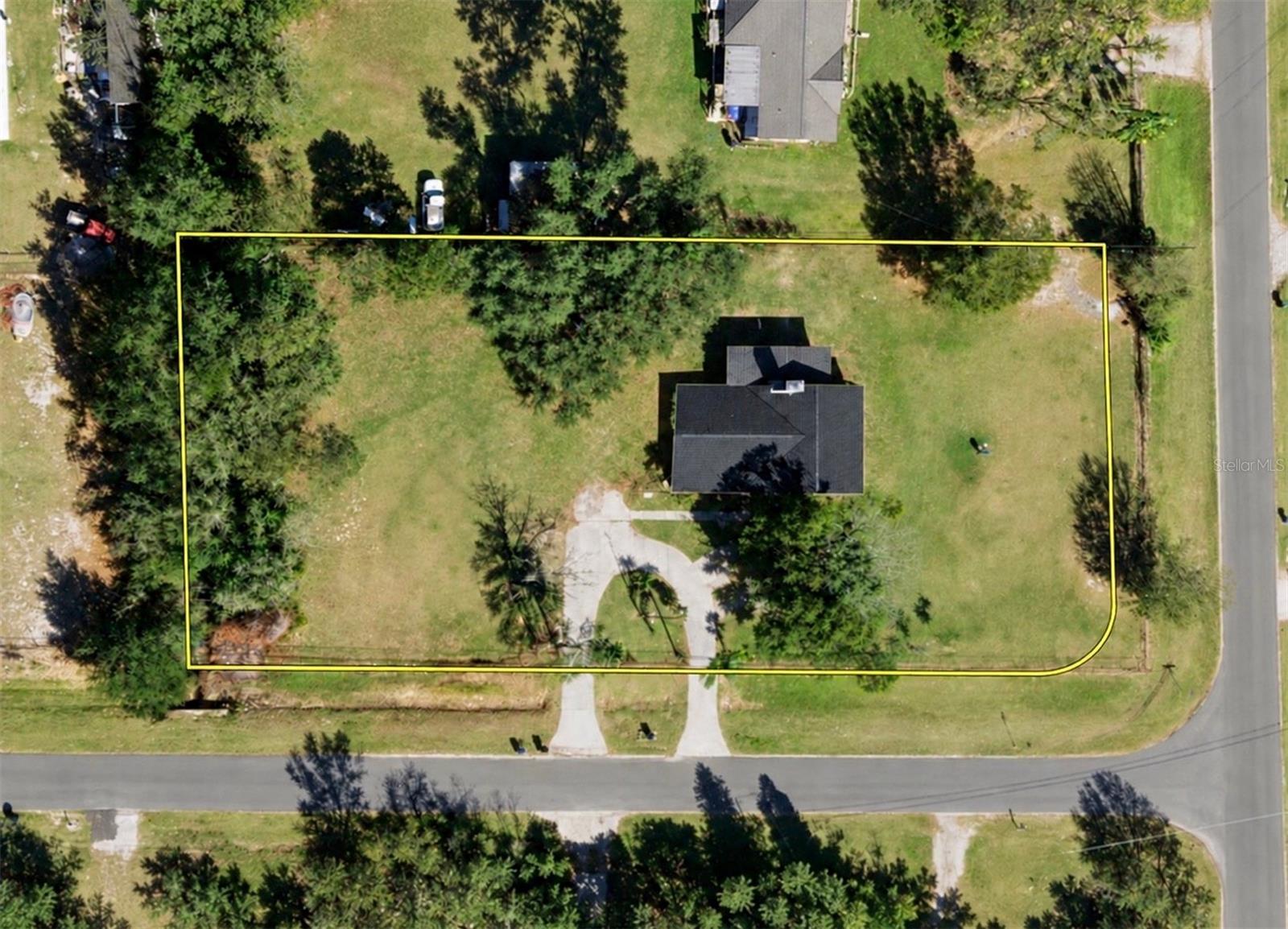 12304 GLENSHIRE DR - Photo 1