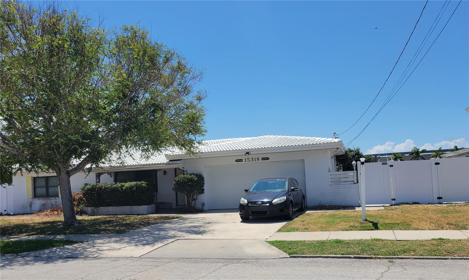 15318 HARBOR DR - Photo 1