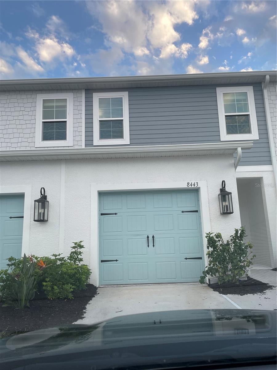 8443 CANYON CREEK TRL - Photo 1