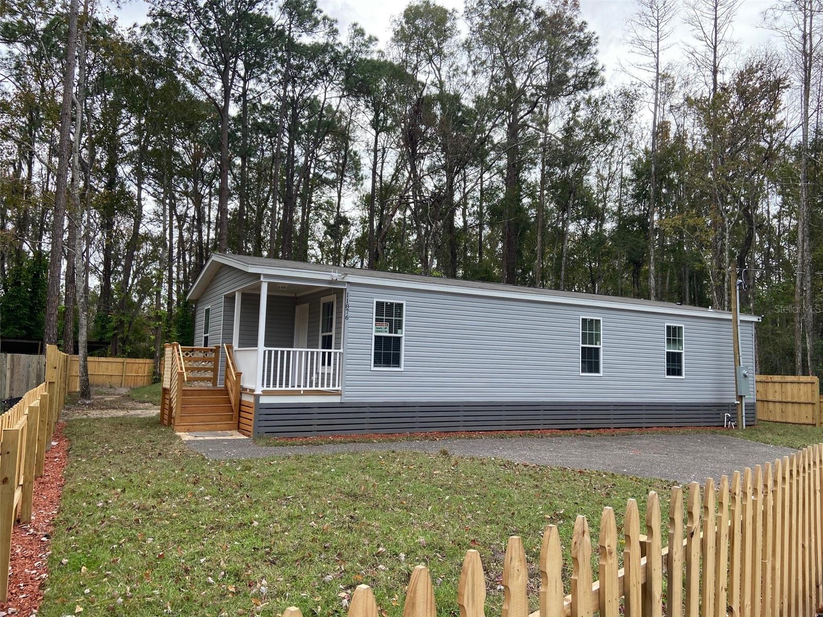11876 KEYLIME DR - Photo 1