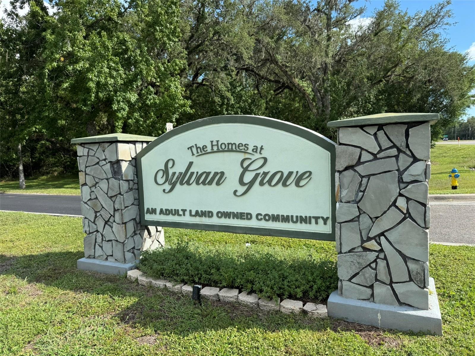 18035 GLEN RAVEN BLVD - Photo 1