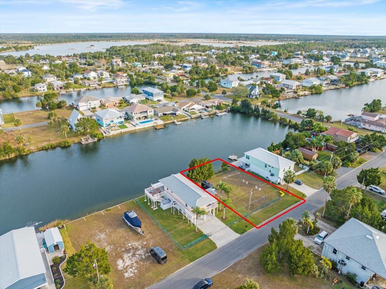 3332 OLEANDER DR - Photo 1
