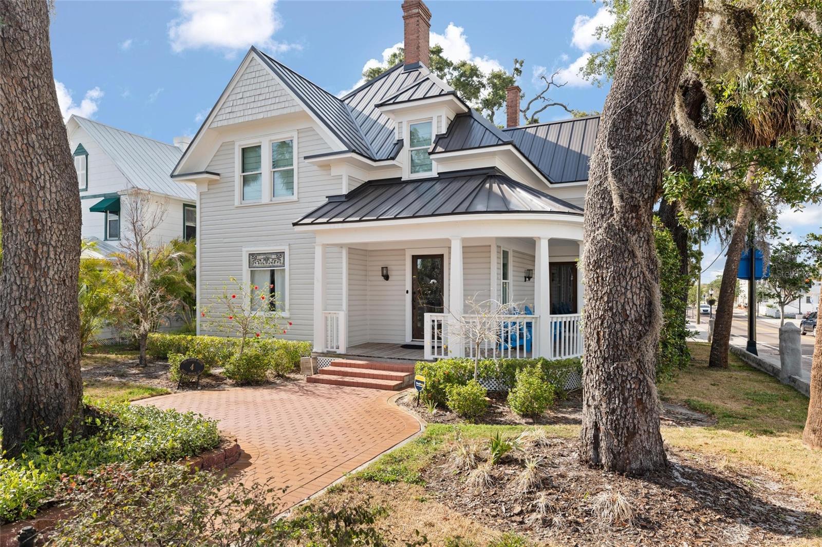 Property at 4 W ORANGE ST, Tarpon Springs