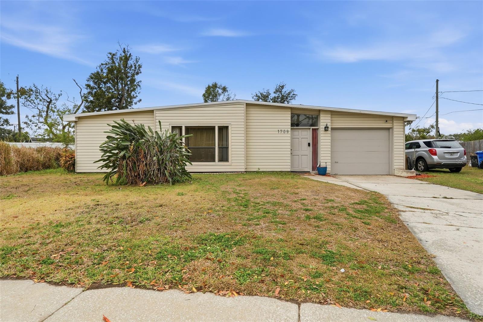 1709 CARNEGIE CIR - Photo 1