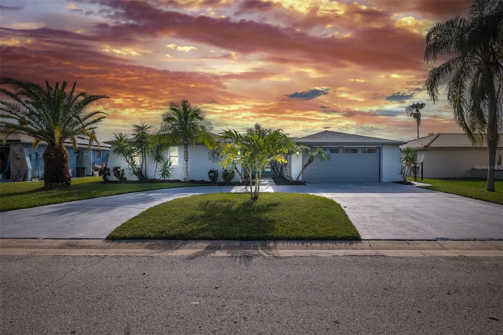 9816 SAN MATEO WAY - Photo 1