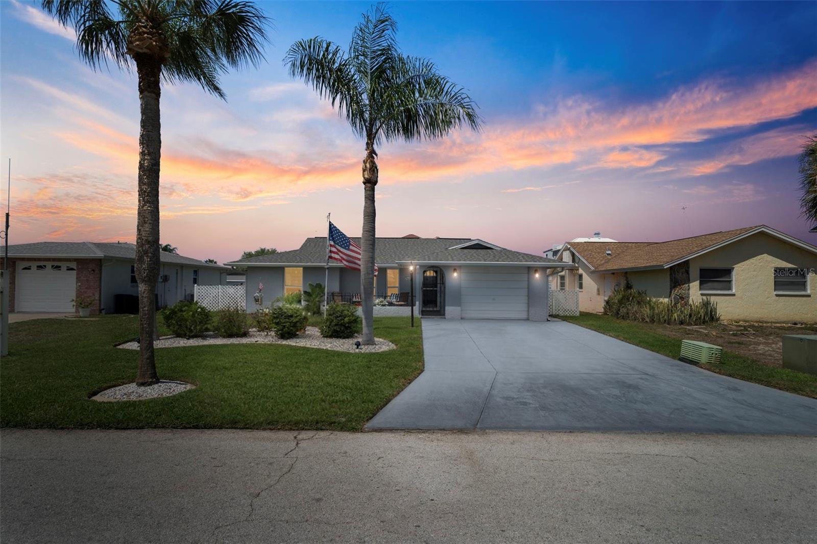 15627 DONZI DR - Photo 1