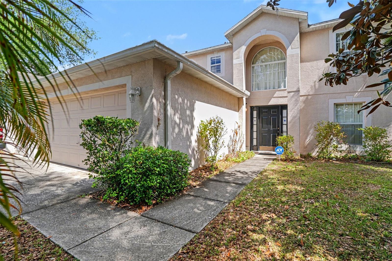 720 VALRICO HILLS LN - Photo 1