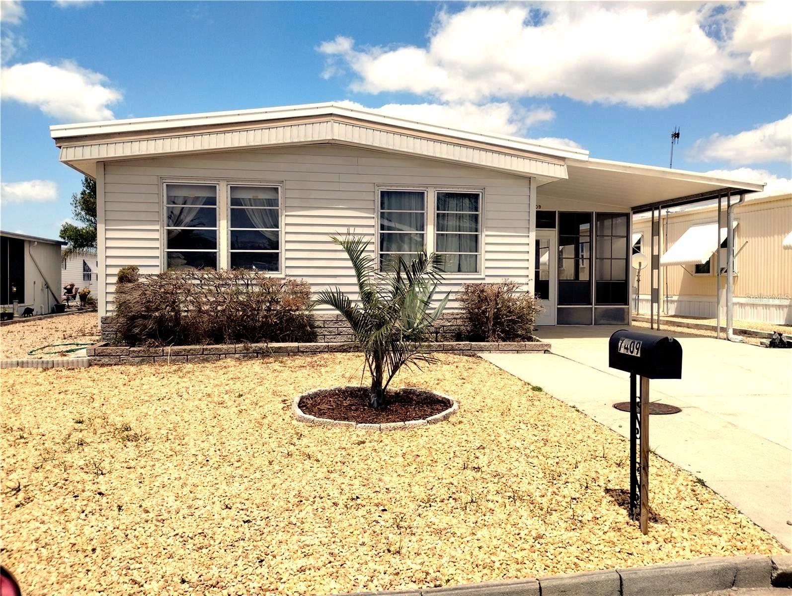 7409 SKYLINE DR - Photo 1
