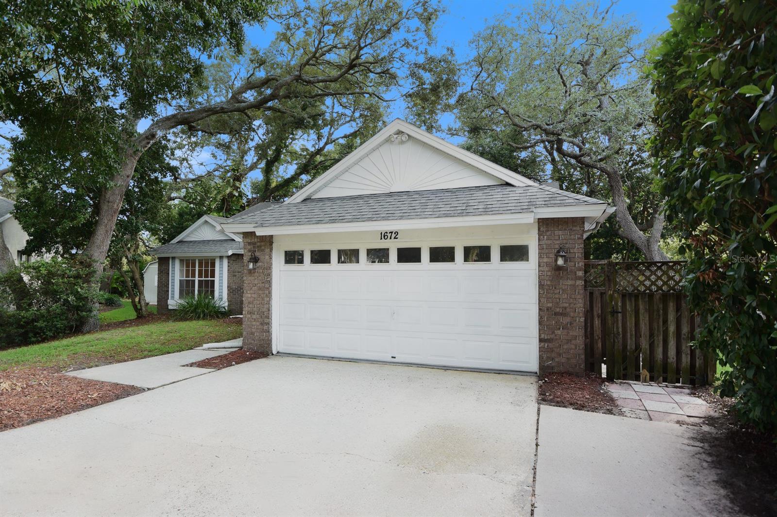 1672 COUNTRYWOOD ST - Photo 1