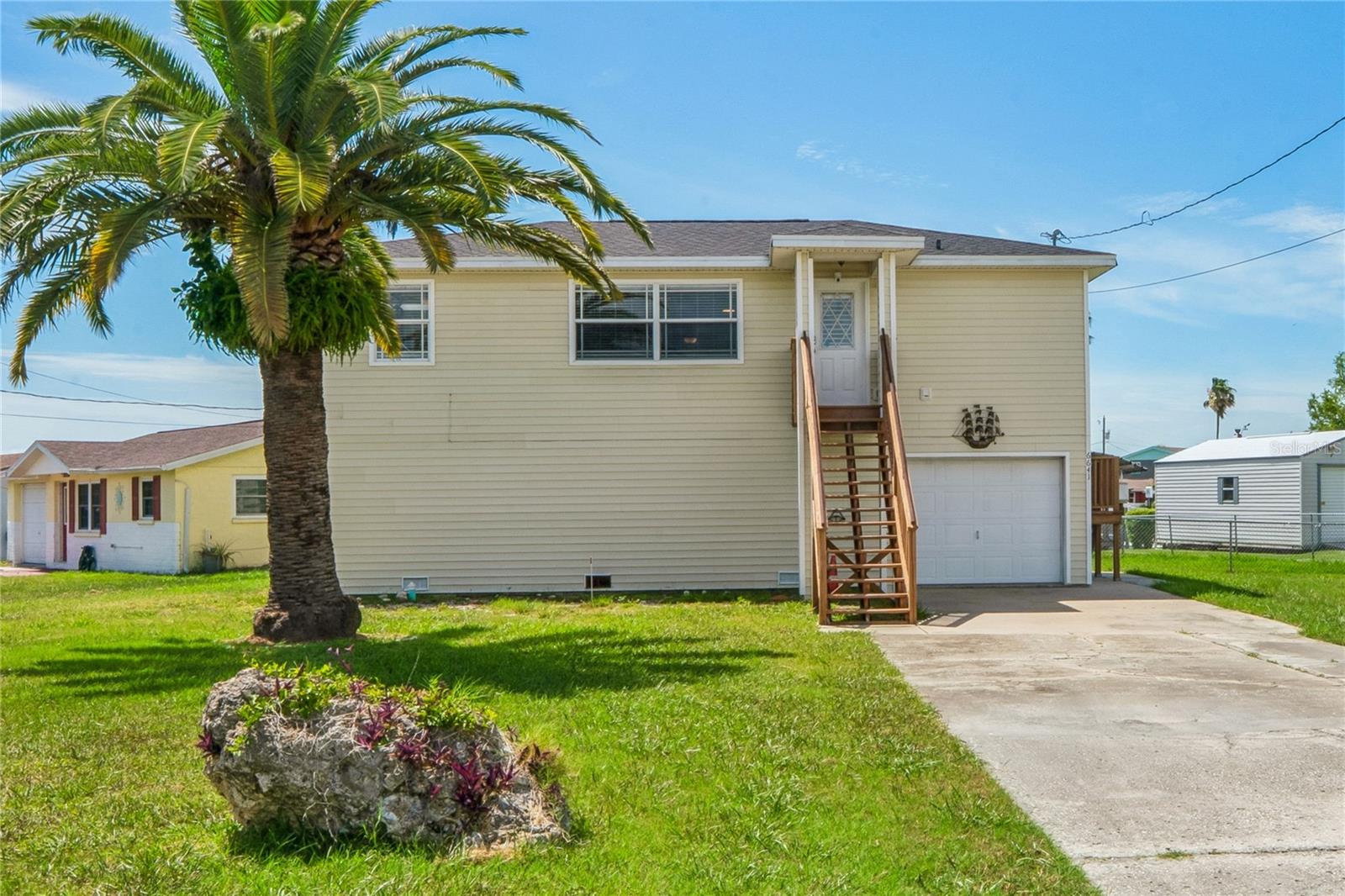 6641 BOATYARD DR - Photo 1