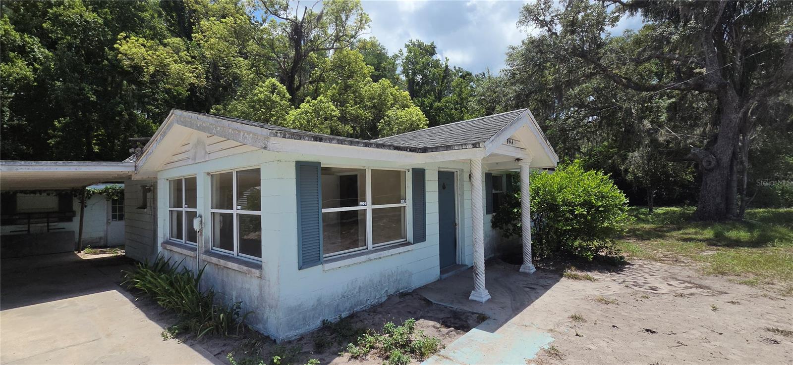 8944 MARIGOLD DR - Photo 1