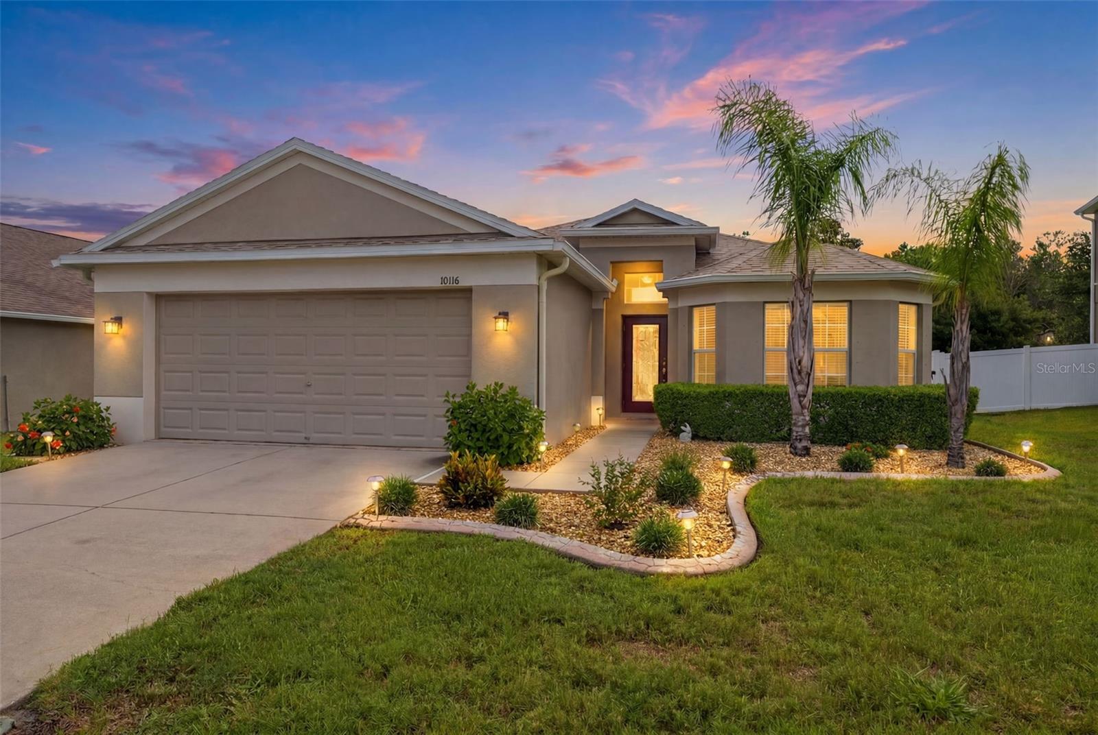 10114 IVES LOOP - Photo 1