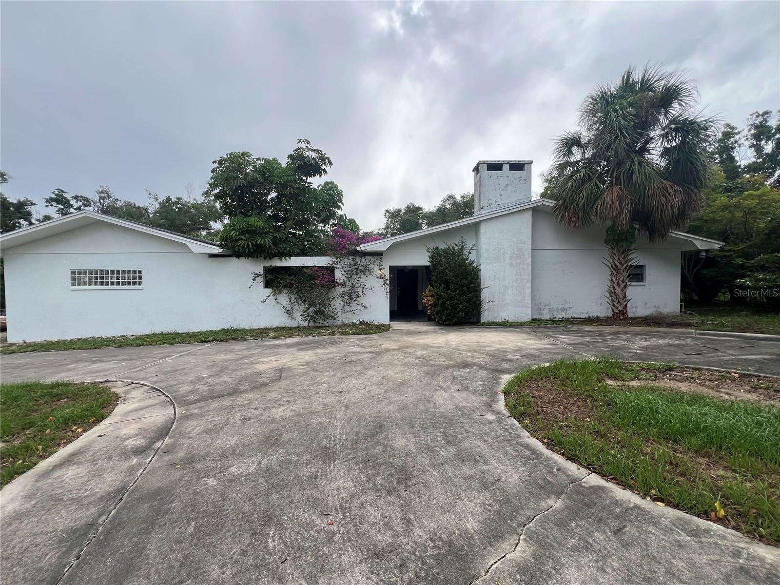 425 CRAIG DR - Photo 1