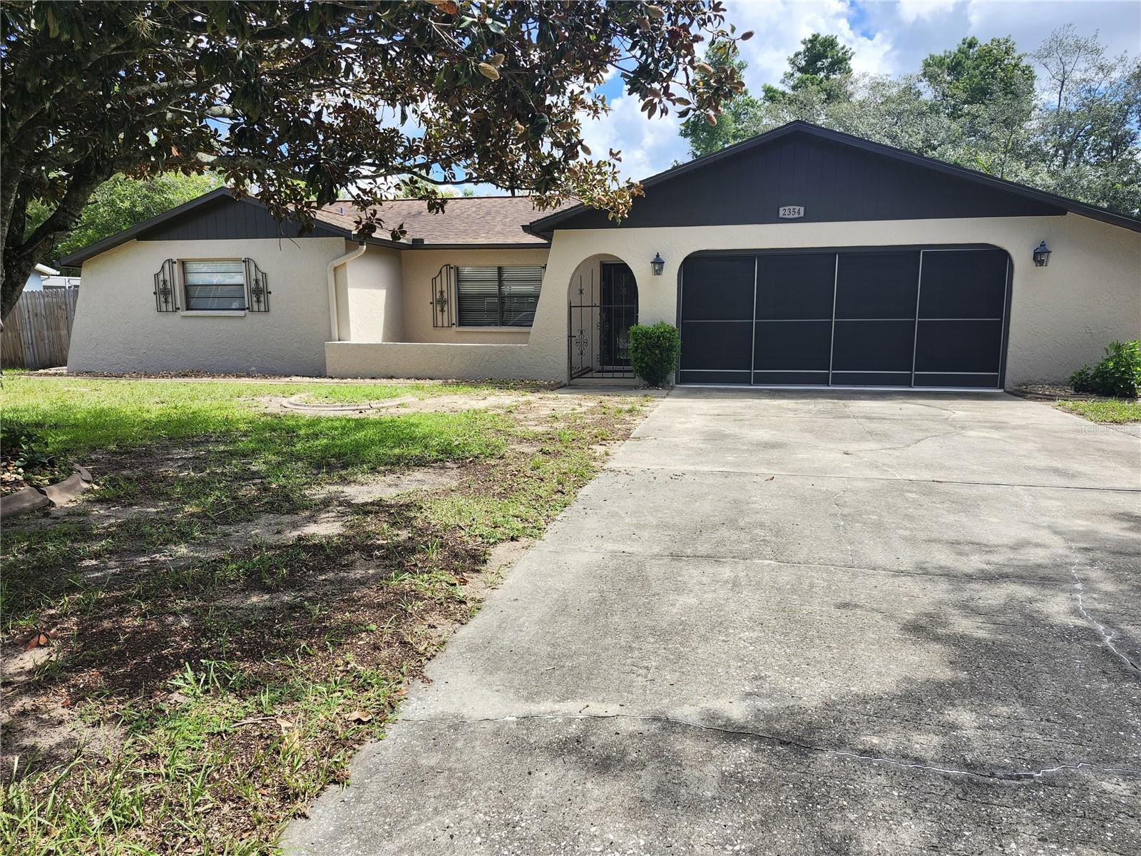 2354 DELTONA BLVD - Photo 1