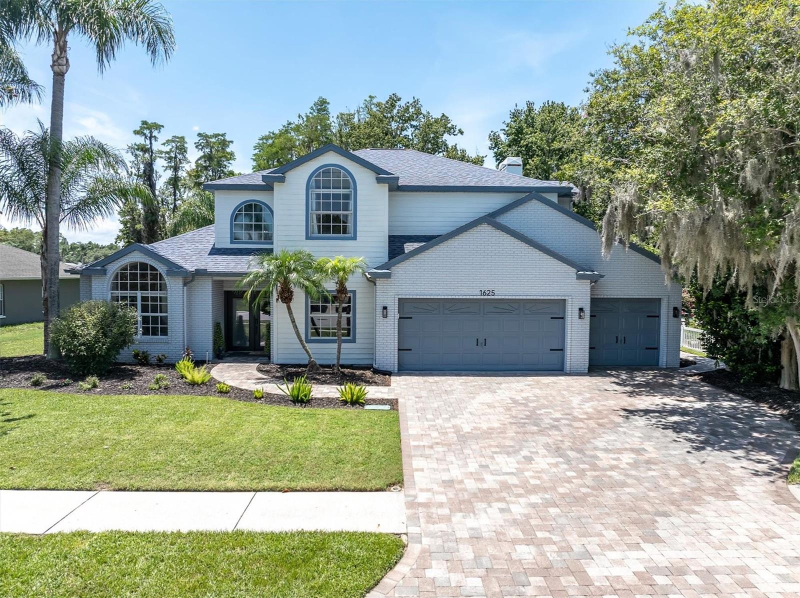 1625 PERCHERON DR - Photo 1