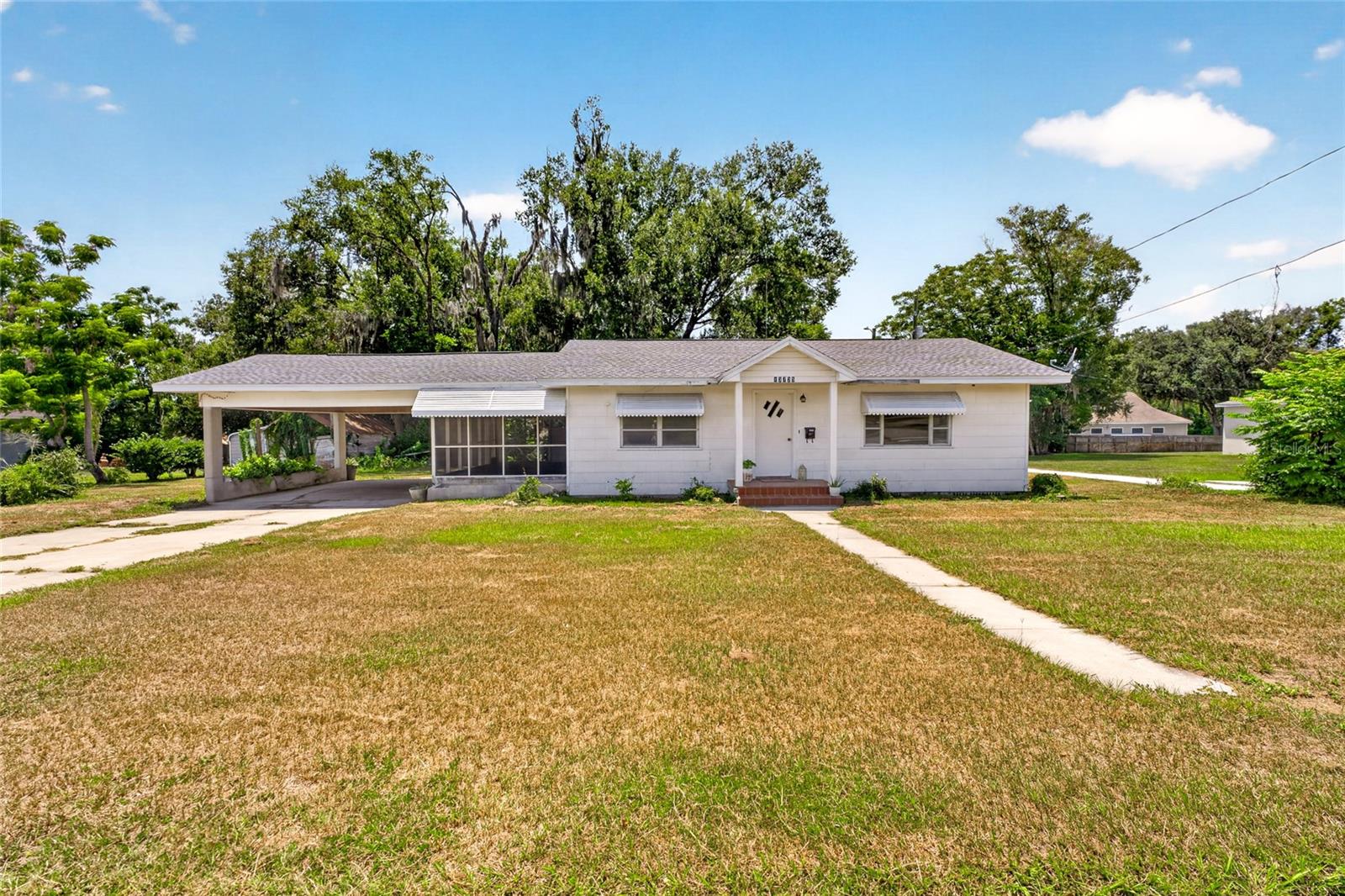 13725 10TH ST - Photo 1