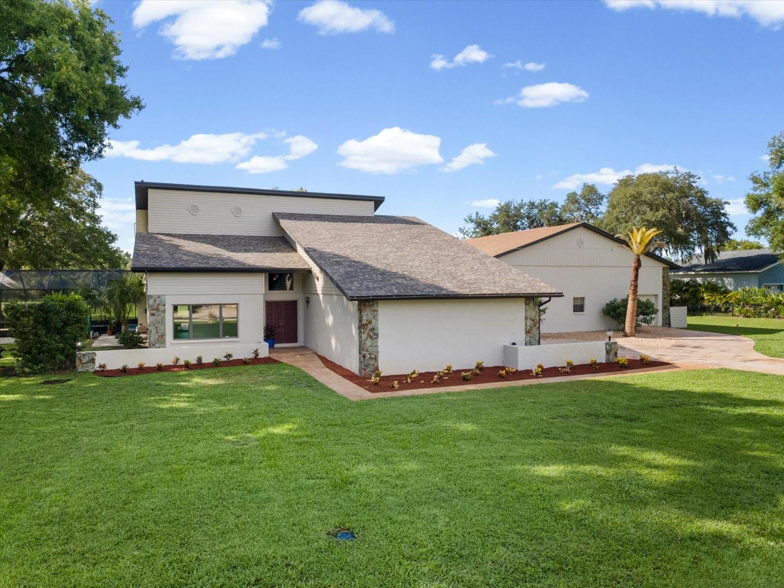 8720 AIRWAY BLVD - Photo 1