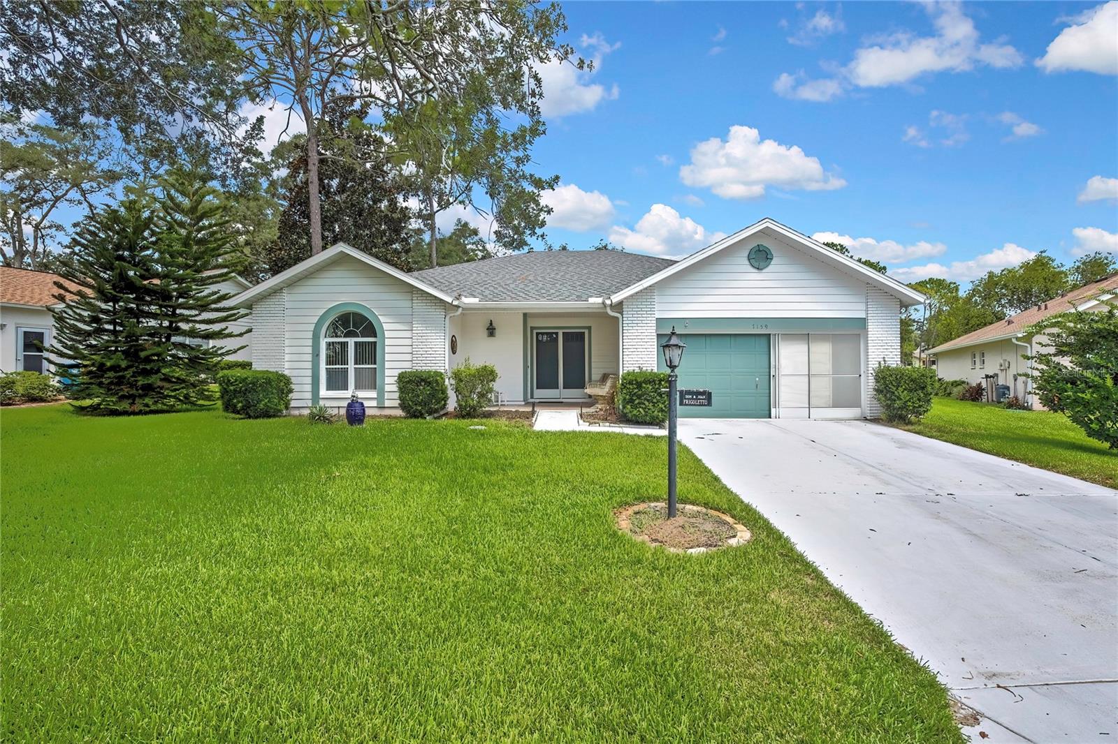 7159 CROWN OAKS DR - Photo 1