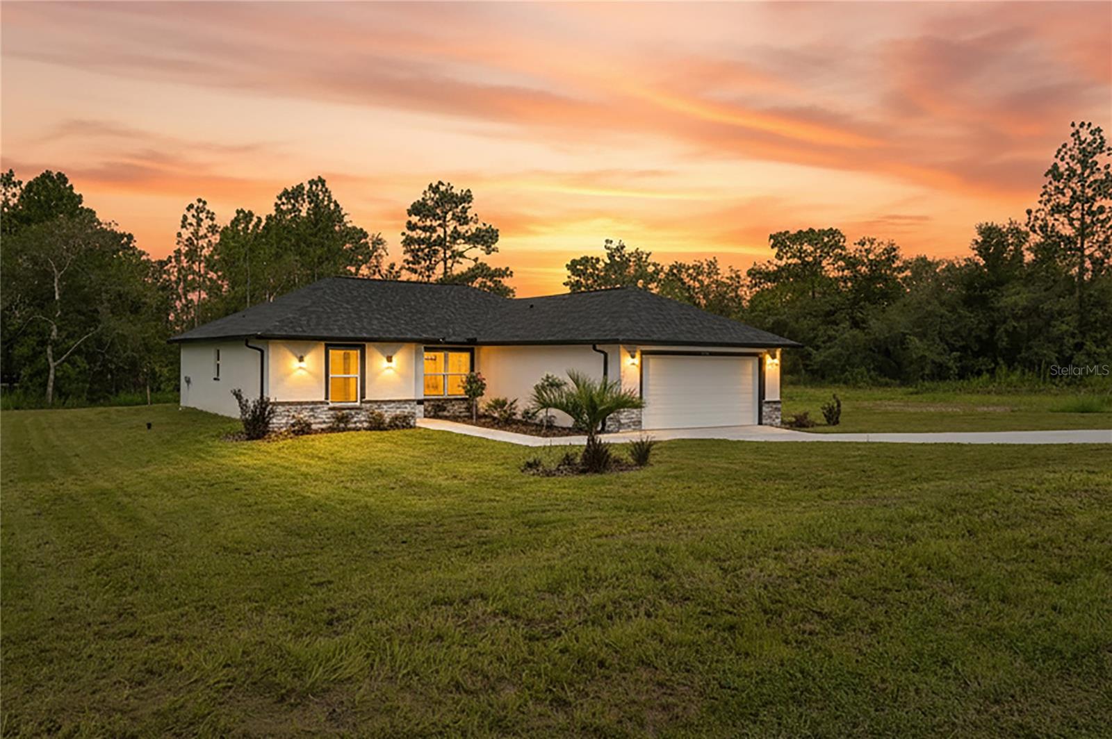 15093 GONZO RD - Photo 1