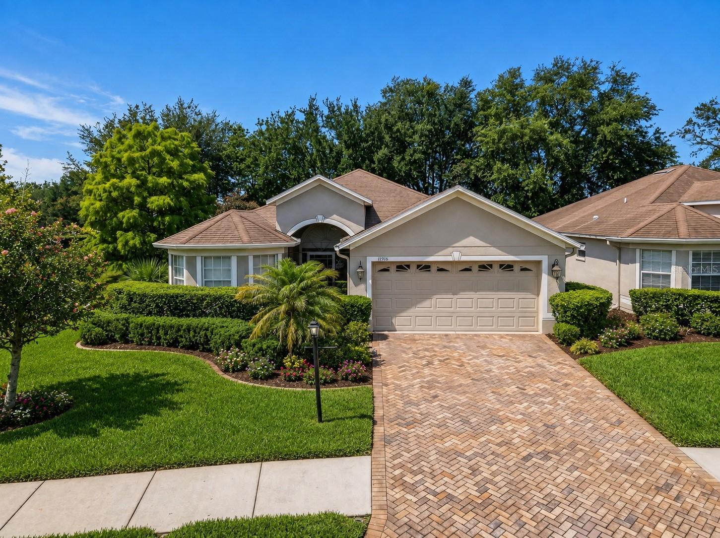 11916 HERITAGE POINT DR - Photo 1