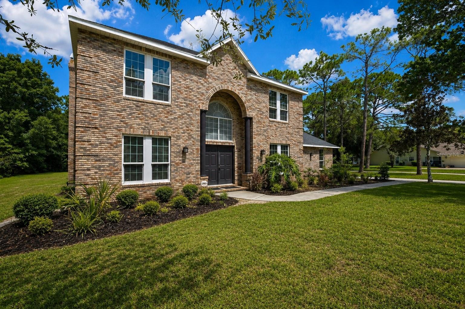 7377 ROYAL OAK DR - Photo 1