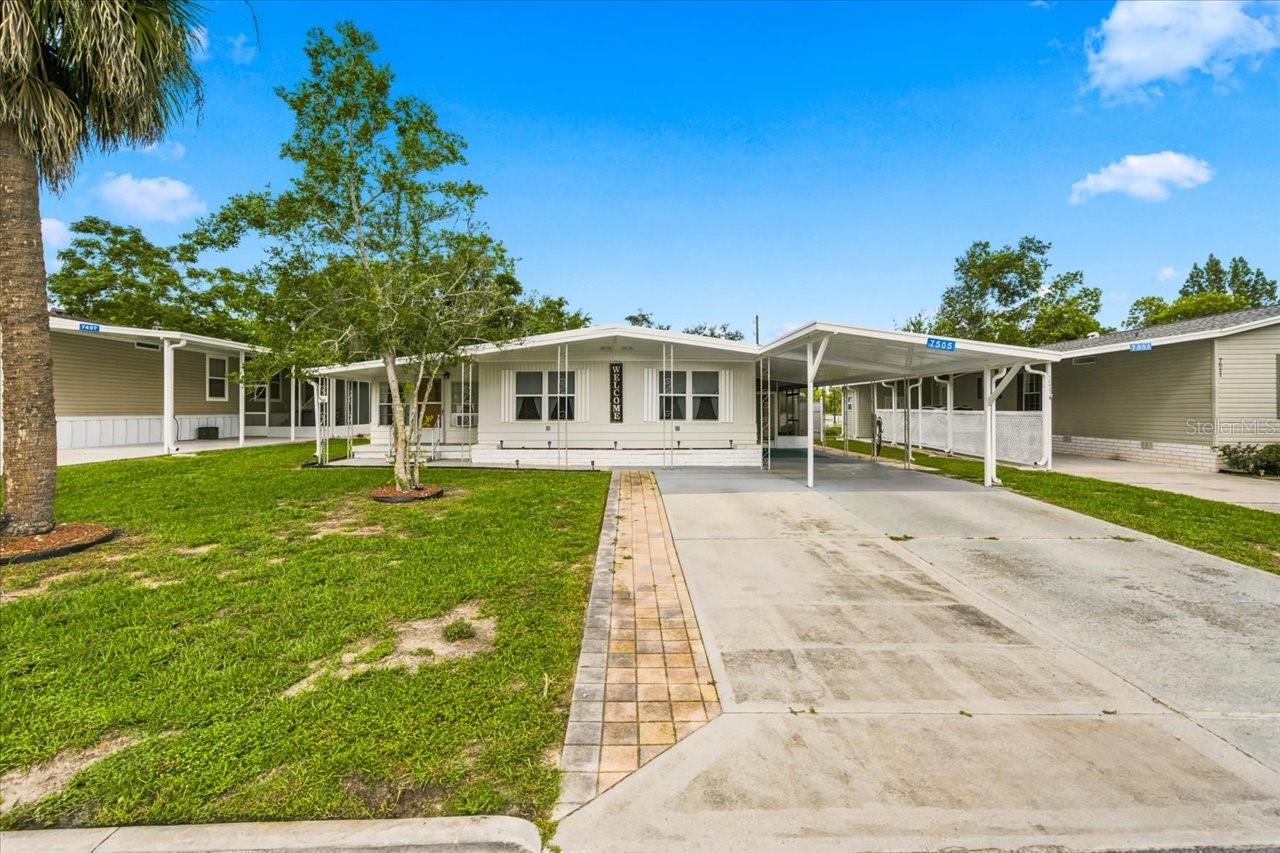 7505 FAIRLANE AVE - Photo 1