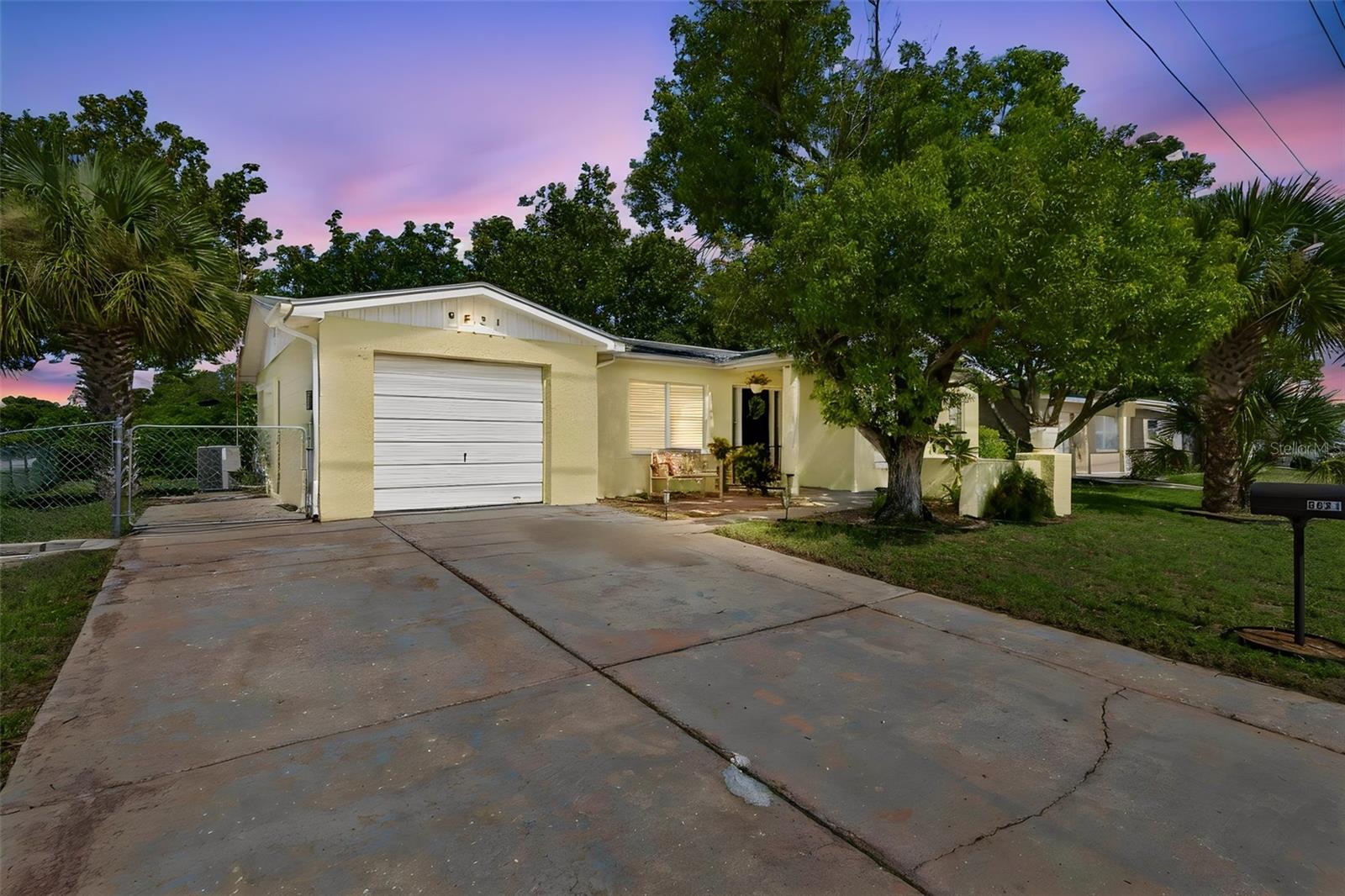 9631 MARLINTON LN - Photo 1