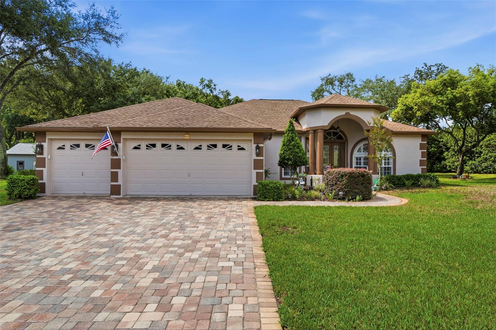 10531 MIRACLE LN - Photo 1