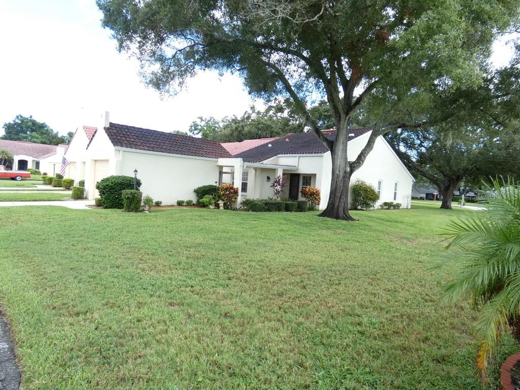 945 MADRID DR - Photo 1