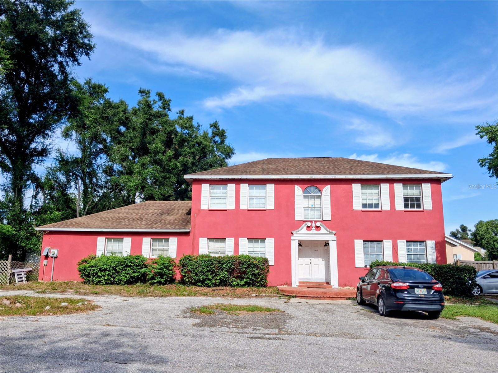 1208 S TAYLOR RD - Photo 1