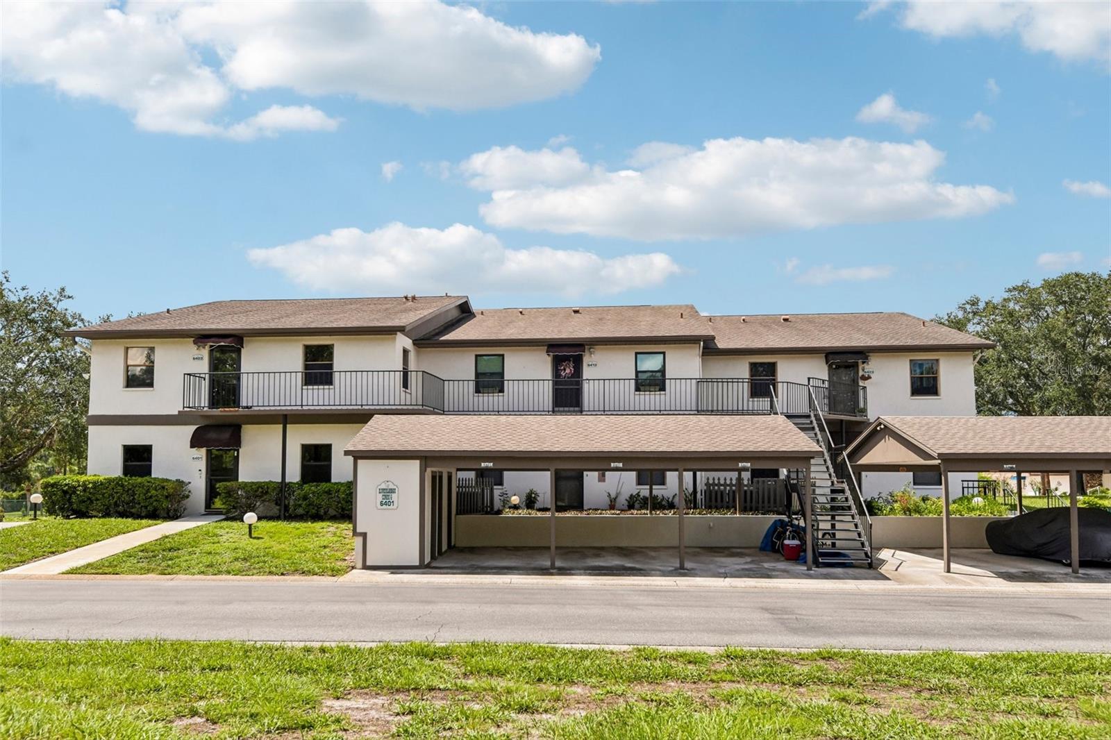 6413 RIVER LODGE LN - Photo 1
