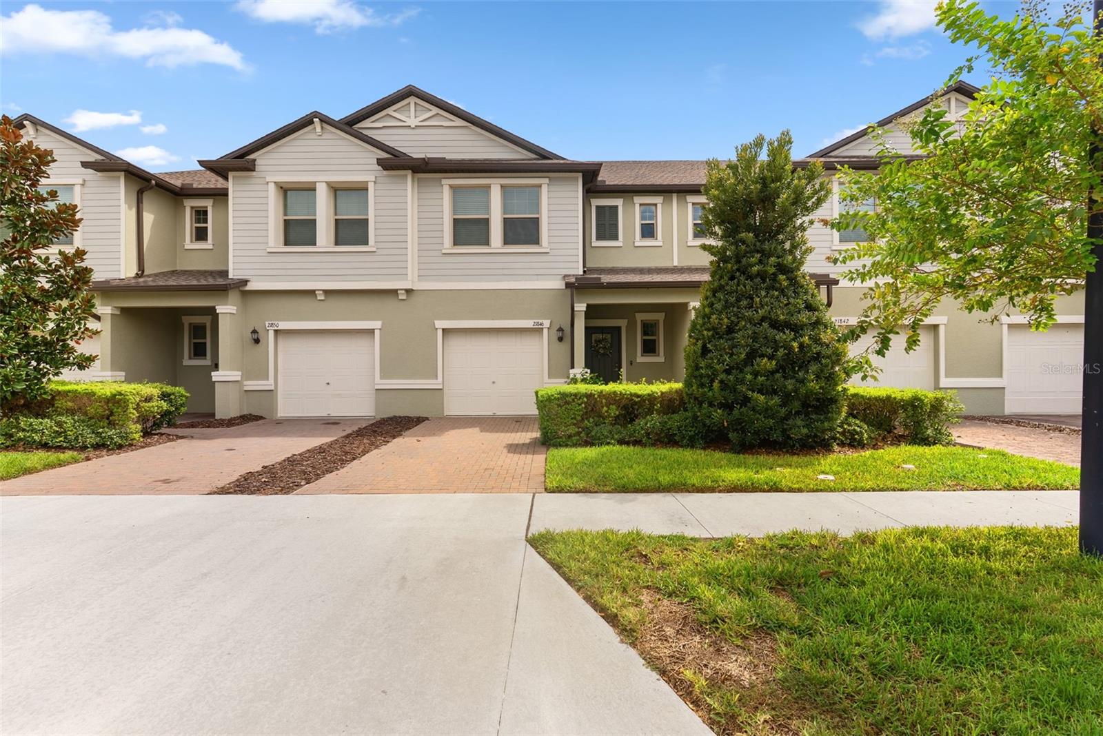 21846 LYONIA LN - Photo 1