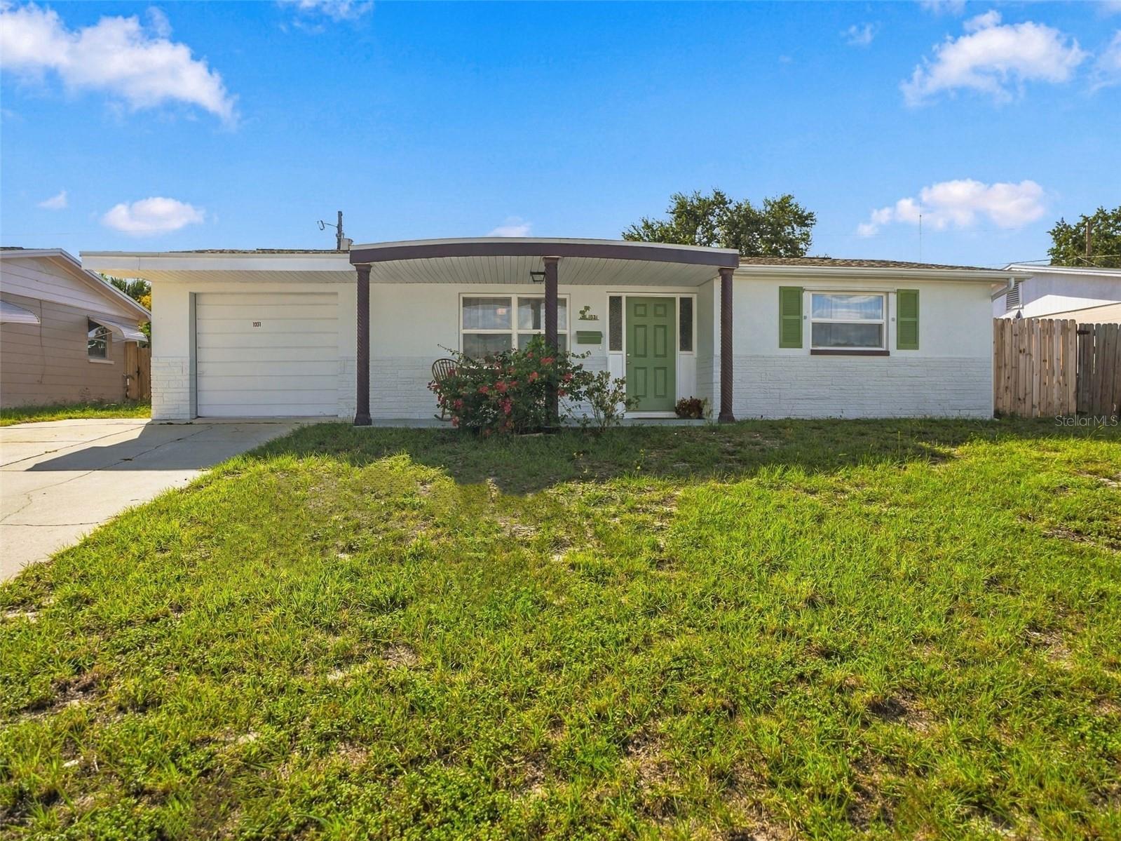 1031 CLASSIC DR - Photo 1