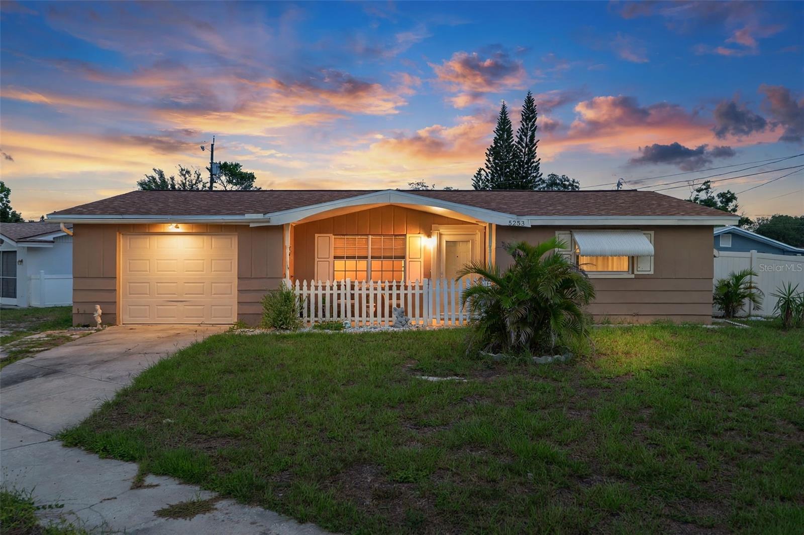 5253 FOREST HILLS DR - Photo 1