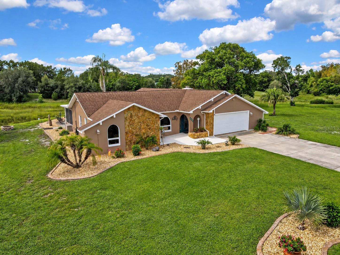 8098 SHORECREST CT - Photo 1
