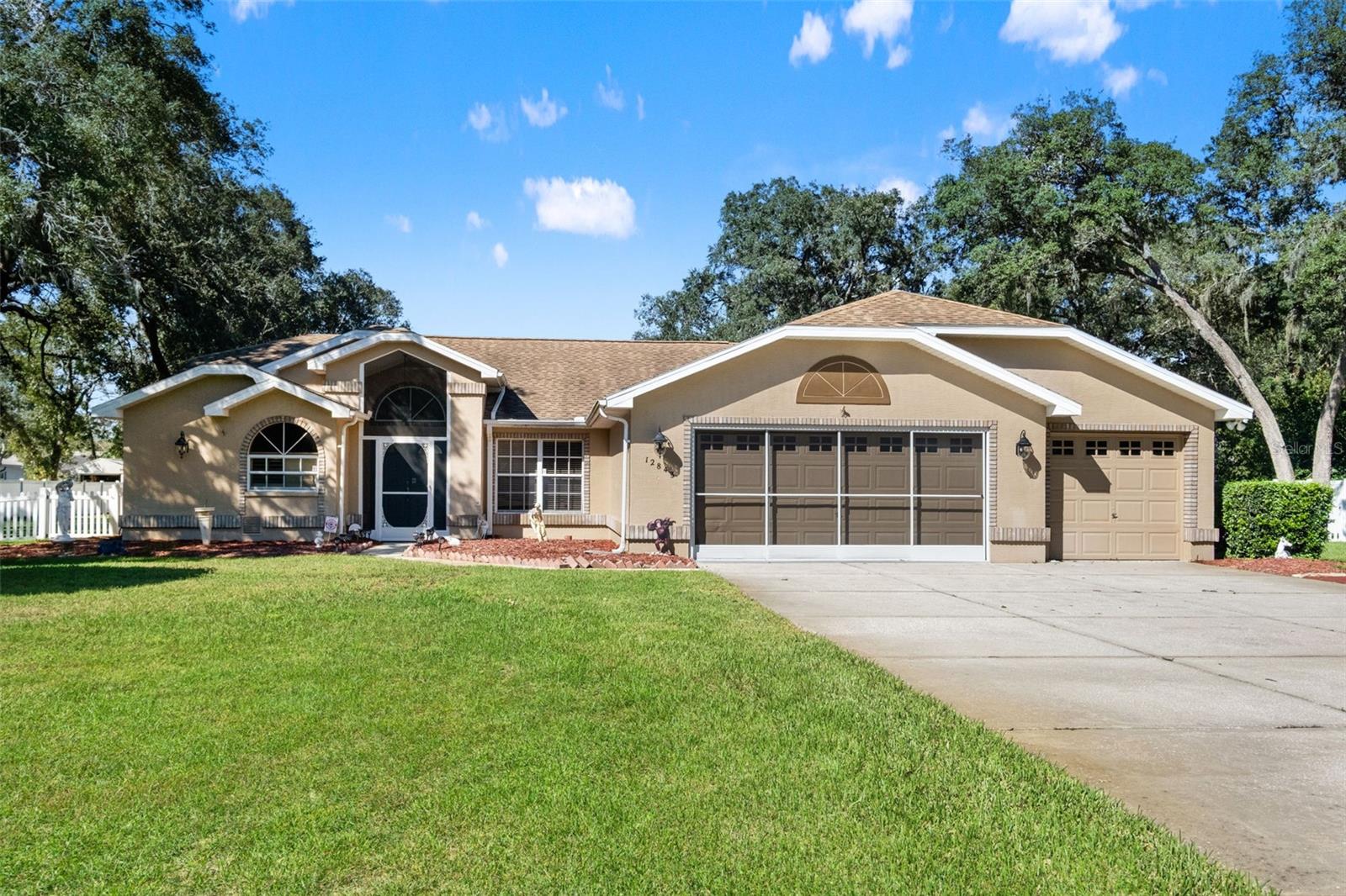 12843 OAK NUT ST - Photo 1