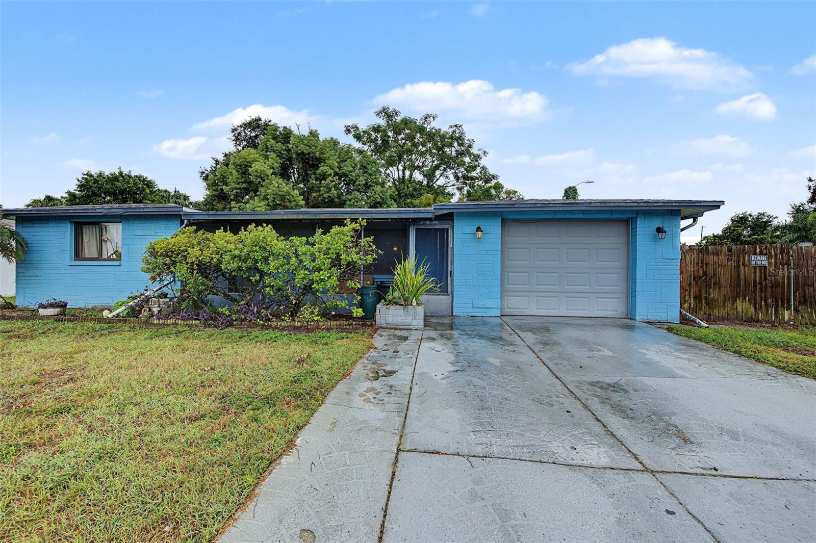 7234 ASHWOOD DR - Photo 1