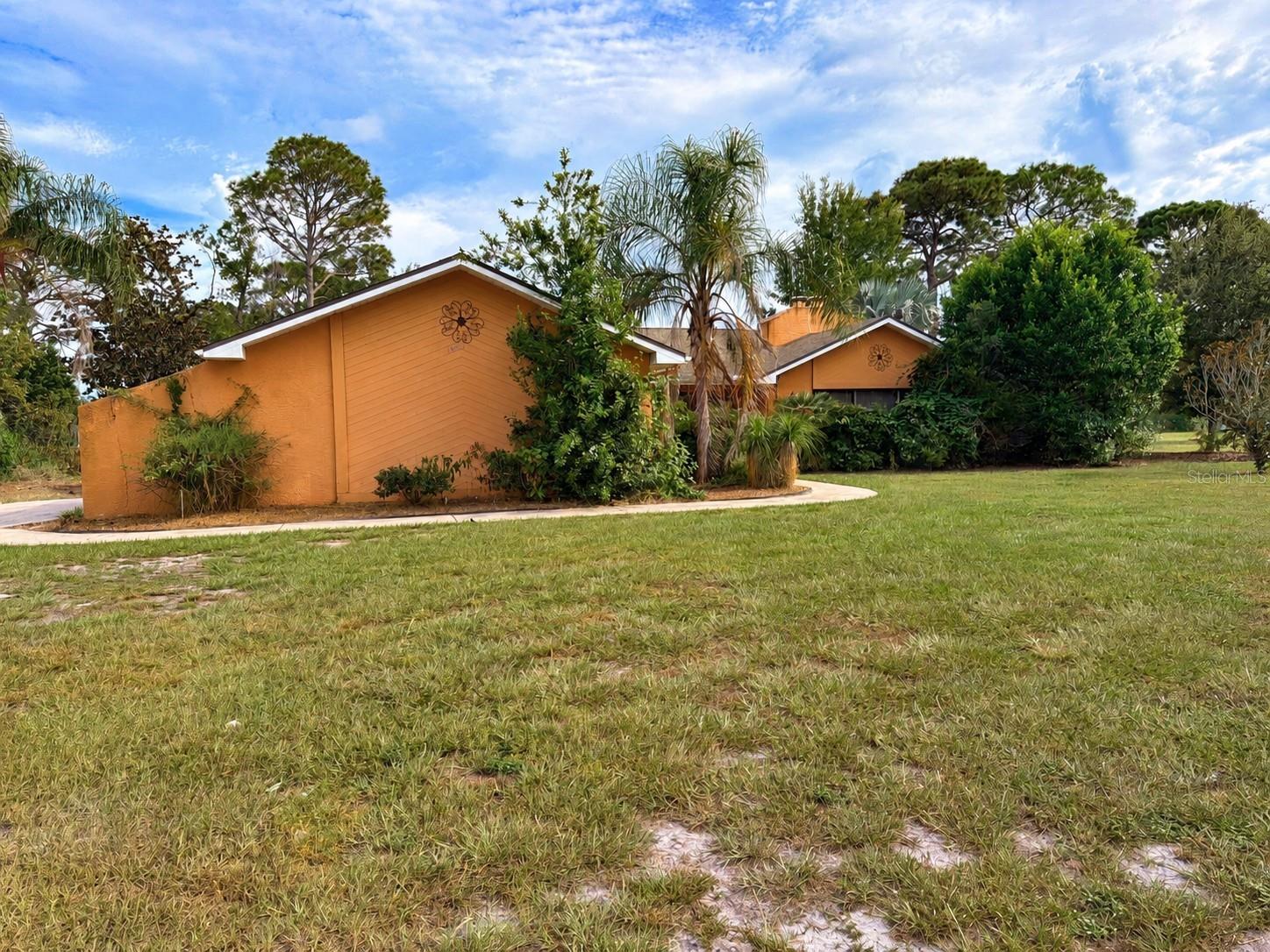 10192 SWANSON CT - Photo 1