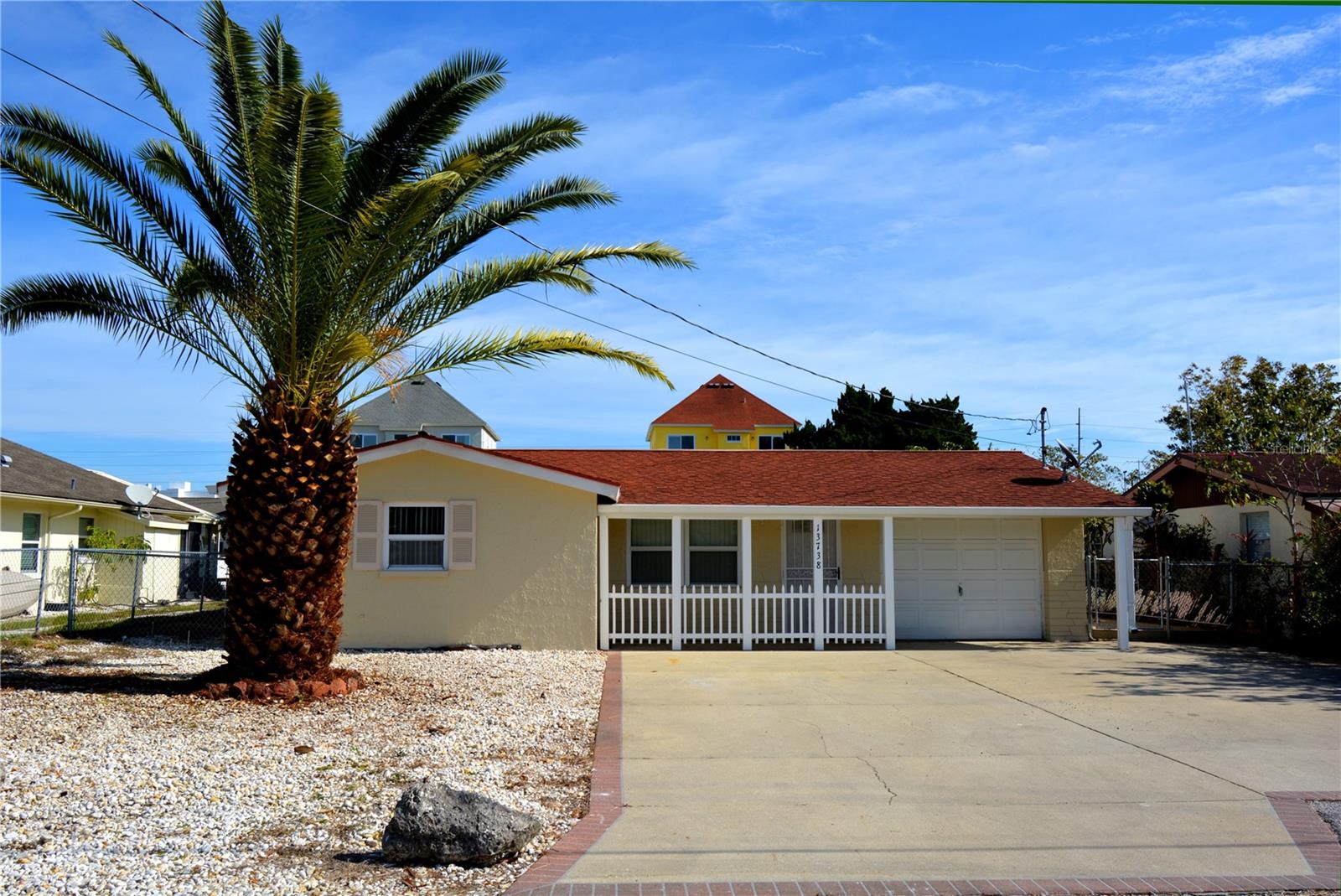 13738 MELANIE AVE - Photo 1